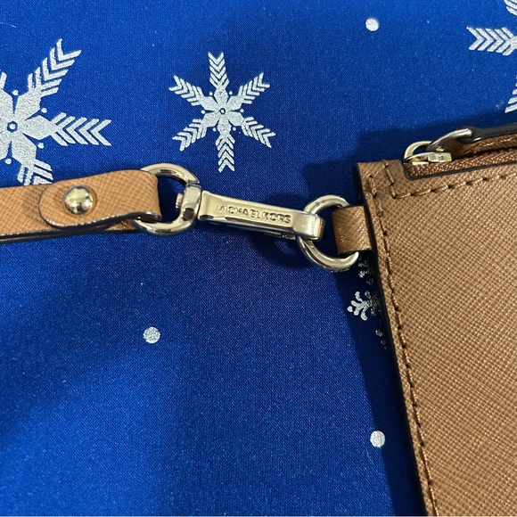 Michael Kors Camel Wristlet - Picture 3 of 5